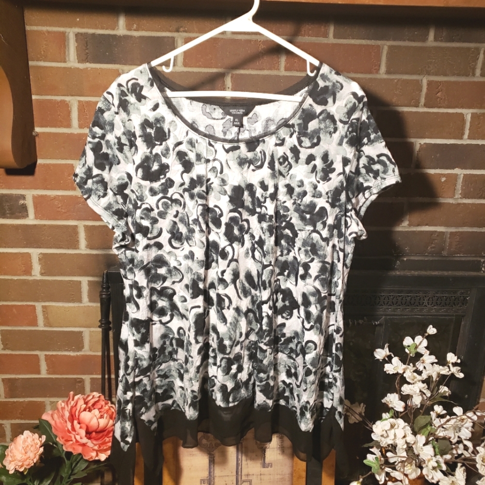 Simply Vera, Vera Wang top